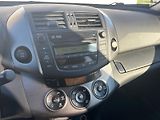 Toyota RAV4 2.2 D-4D 4x4 110kW - náhled 19