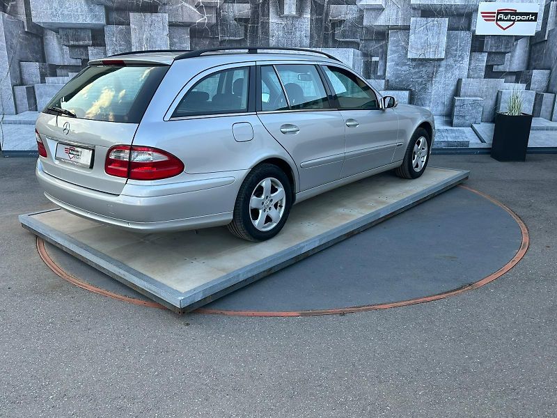 Mercedes-Benz Třídy E (2004) E320CDi,150KW, VYHŘ.SED.,TEMP. - fotka 7 z 24