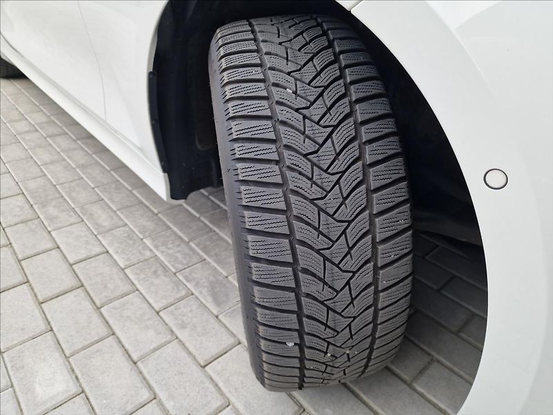 BMW Řada 3 320d LCI, původ ČR,1.Majitel - fotka 44 z 50