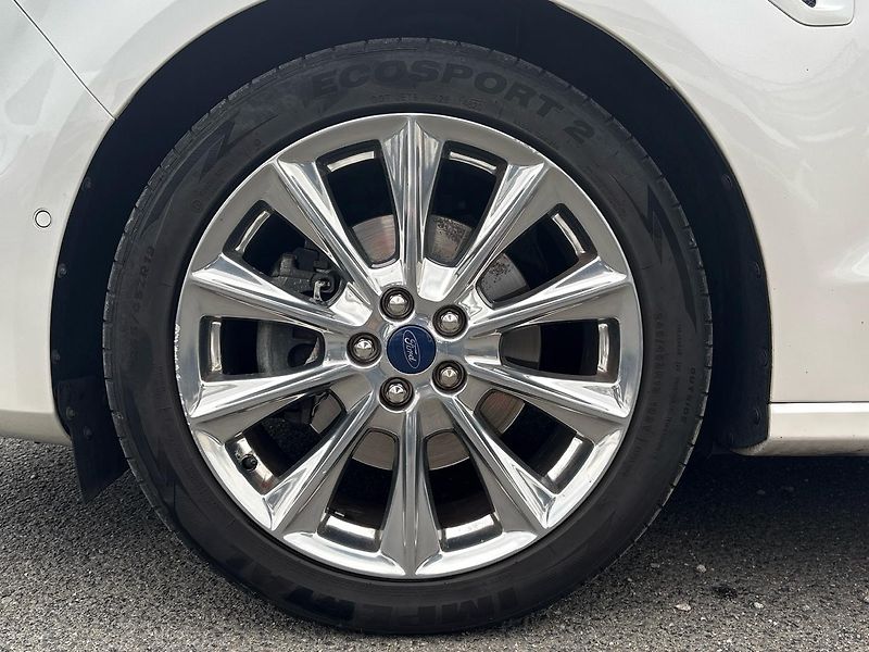 Ford S-MAX (2016) Vignale 154kW - fotka 8 z 30