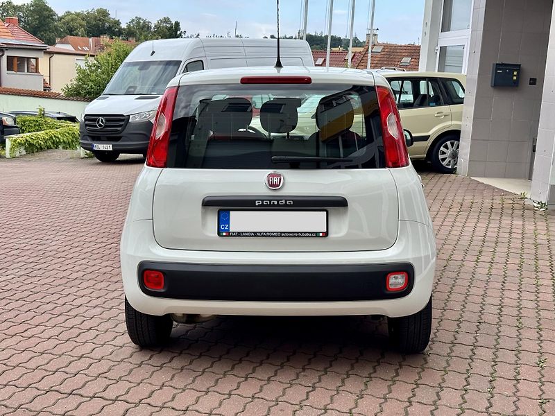 Fiat Panda (2017) ČR, 1 majitel, 9.800 km - fotka 6 z 23