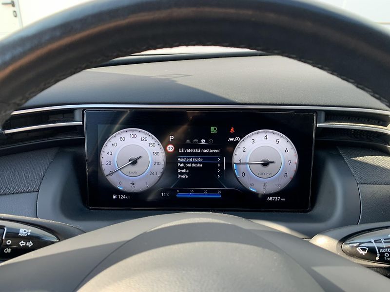 Hyundai Tucson SMART 1.6 T-GDI 110kW DCT - fotka 19 z 32