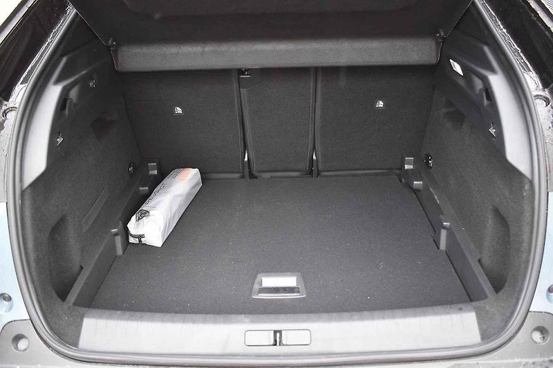 První kilometry jsme s novinkou Peugeotu ujeli na jihozápadním okraji hlavního města
