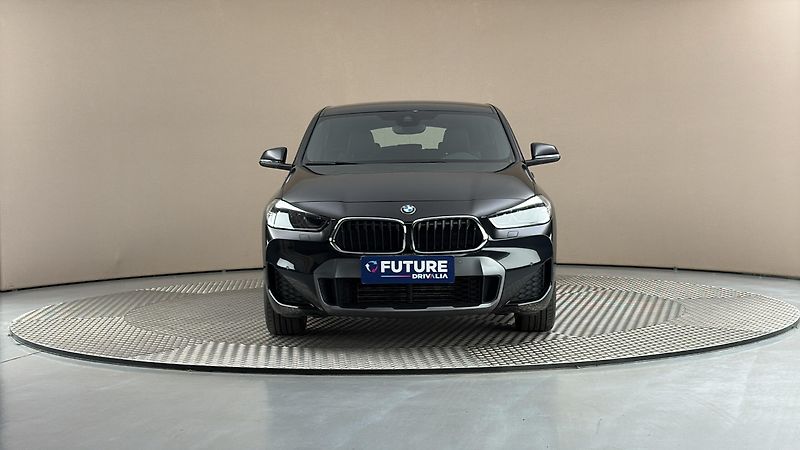 BMW X2 20d AUT xDrive M Sport X - fotka 3 z 25
