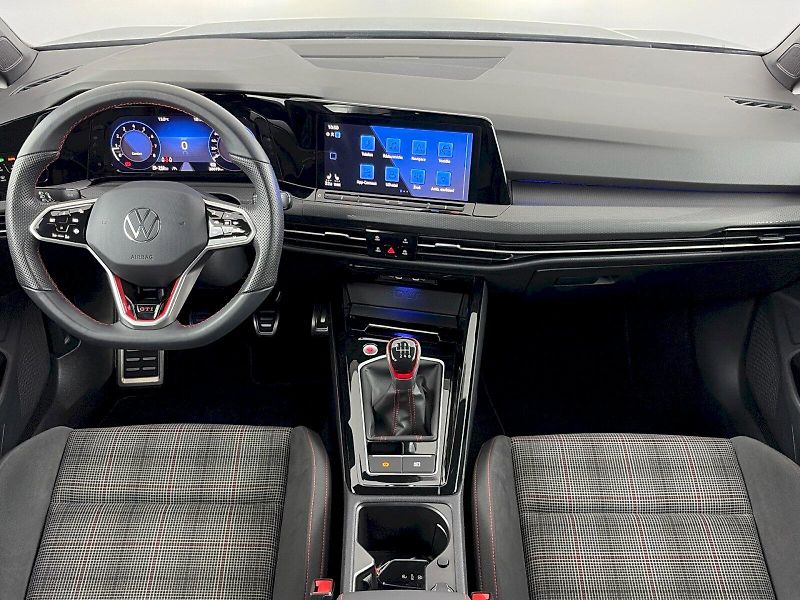 Volkswagen Golf (2024) GTI 2.0 TSI 180kW - fotka 5 z 29