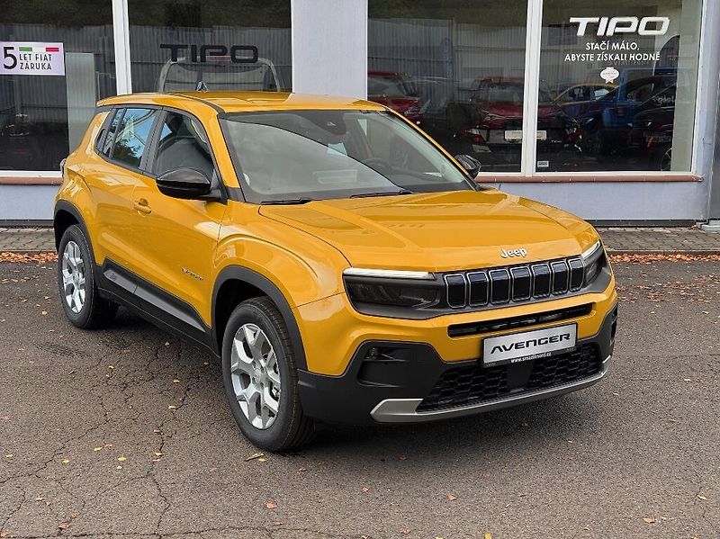 Jeep Avenger (2025) Electric 54 kWh ALTITUDE 156k - fotka 2 z 36