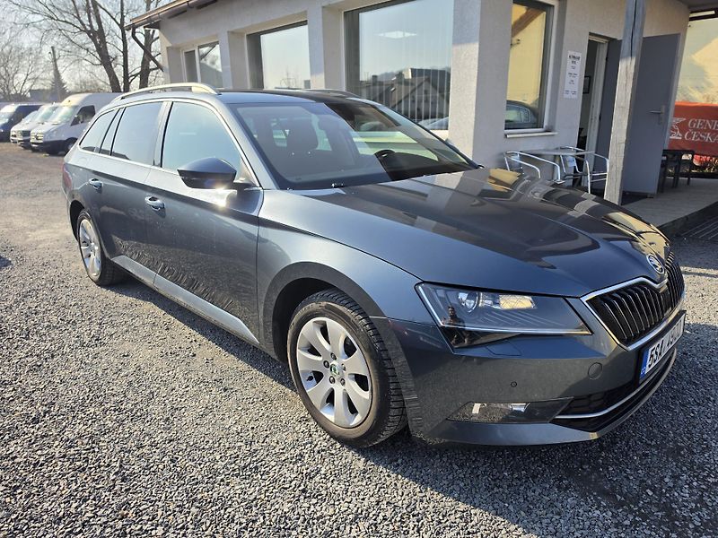 Škoda Superb 2.0 TDI Xenon TZ 110KW  - fotka 1 z 17