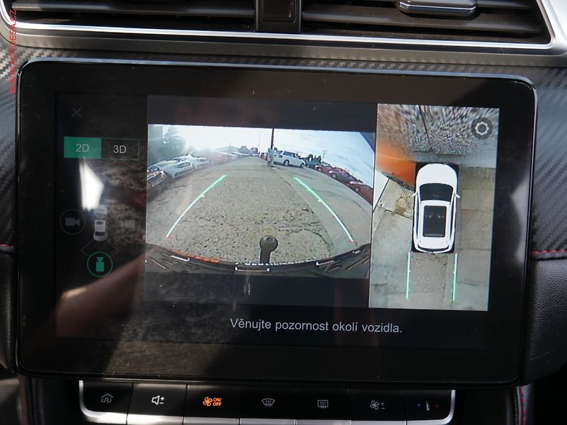 MG ZS (2022) 1.5 DVVT, Luxury, LED, TZ - fotka 13 z 20