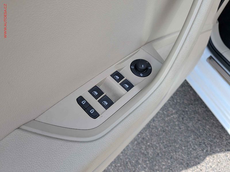 Škoda Superb (2018) 2.0 TDI 4x4, Bixen, navi - fotka 9 z 18