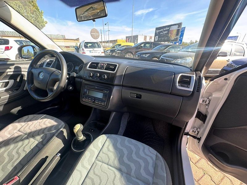 Škoda Fabia (2009) 1,6i 77 KW ROZVODY - fotka 35 z 46