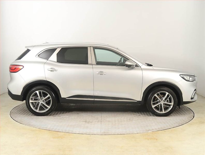 MG HS (2023) Elegance 1.5 TGI - fotka 6 z 20