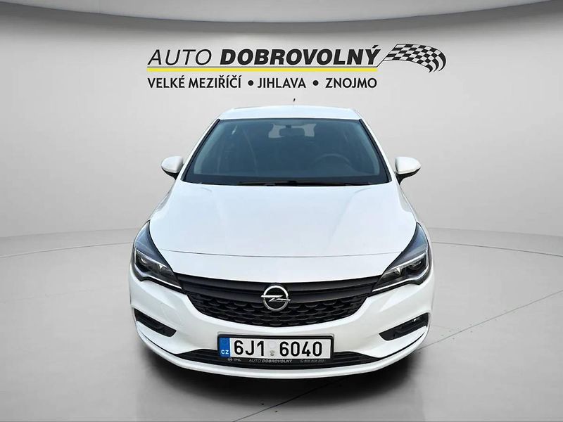 Opel Astra Edition HB 1.4i MT6 (74kW/100k - fotka 12 z 24