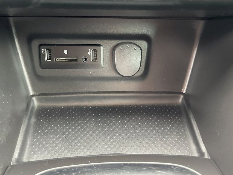 Renault Mégane (2016) 1.6 TCe,GT,Automat,151kW - fotka 24 z 41
