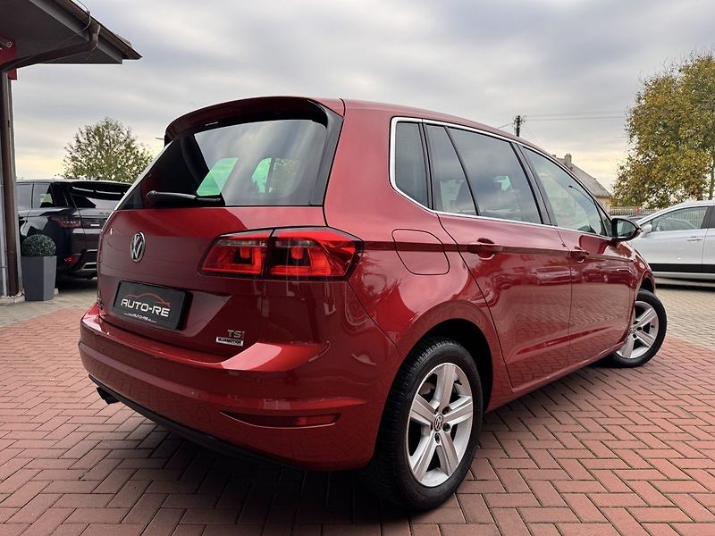 Volkswagen Golf Sportsvan (2016) 1.4TSi HighLine Xenony Navi - fotka 2 z 48