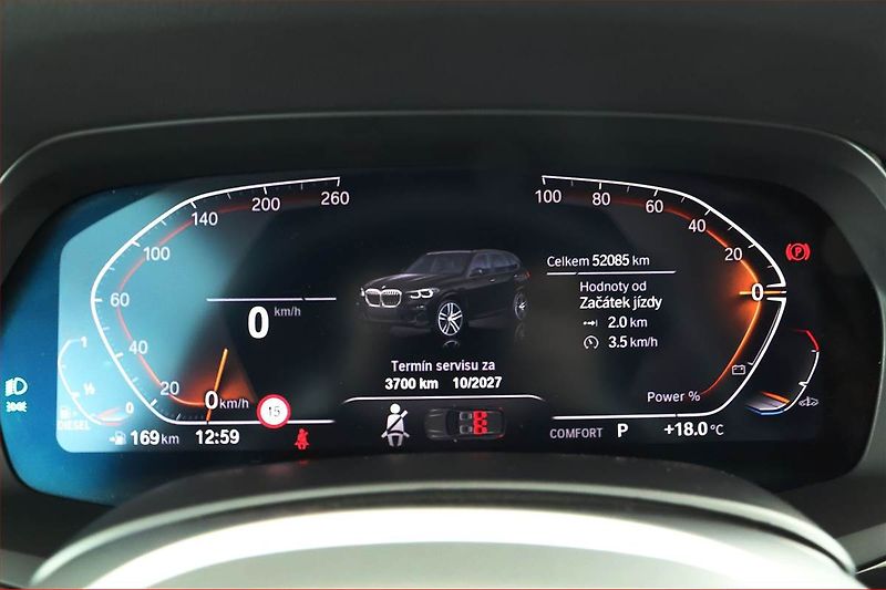 BMW X5 (2022) xDrive30d - fotka 8 z 20