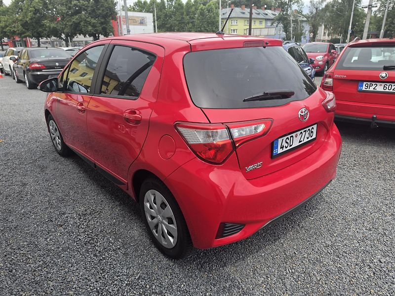 Toyota Yaris 1.5 VVti Automat  - fotka 3 z 14