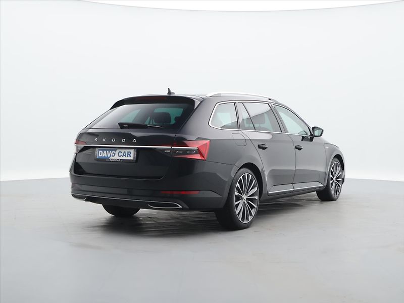 Škoda Superb 2,0 TDI 140kW DSG 4x4 L&K DPH - fotka 7 z 40