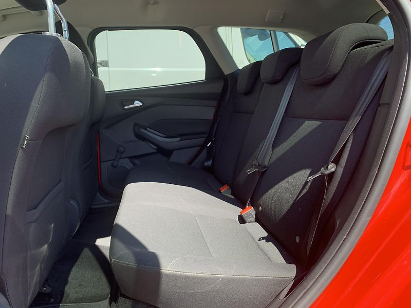Ford Focus TREND 1.0 EcoBoost 92kW MAN6 - fotka 6 z 20