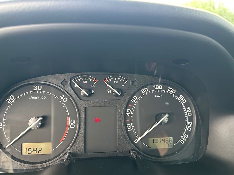 Škoda Octavia (2006) 1.9TDi GARANCE KM - fotka 9 z 13