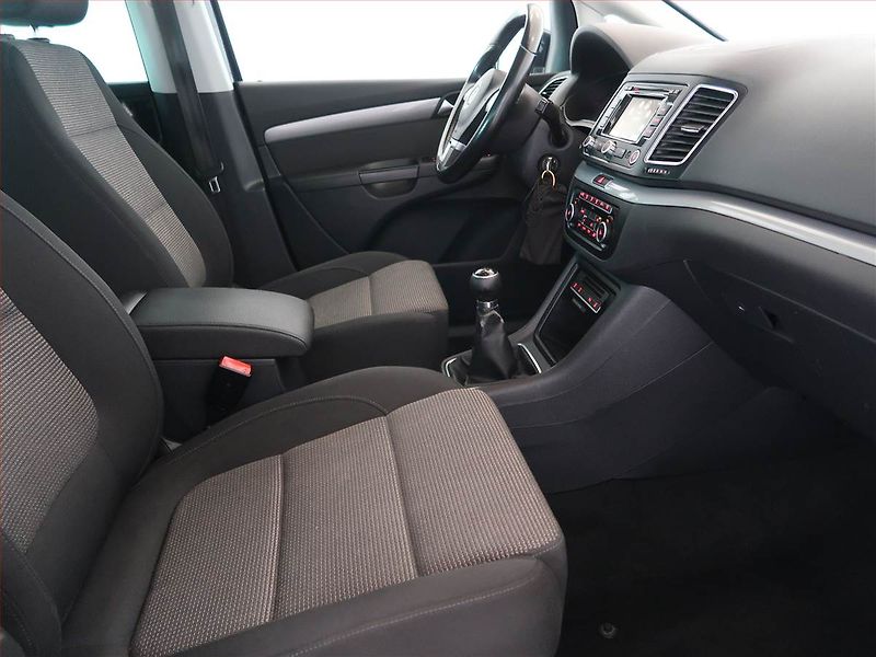 Volkswagen Sharan (2011) 2.0 TDI, 7 míst, Navi - fotka 8 z 14