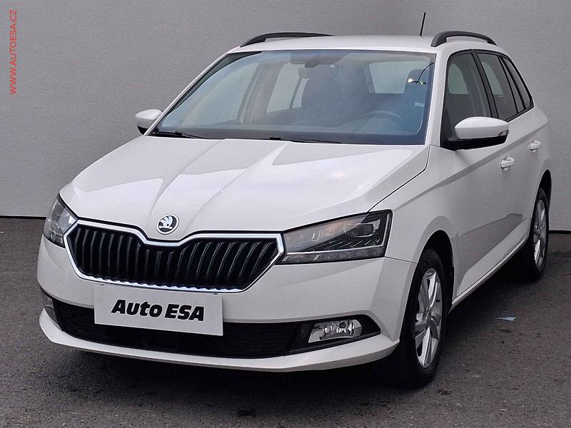 Škoda Fabia (2021) 1.0 TSi, 1.maj,ČR, Ambition - fotka 3 z 17