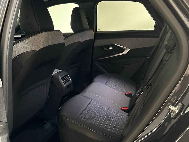 Peugeot 3008 (2026) Allure Hybrid 145 e-DCS6 - fotka 7 z 42