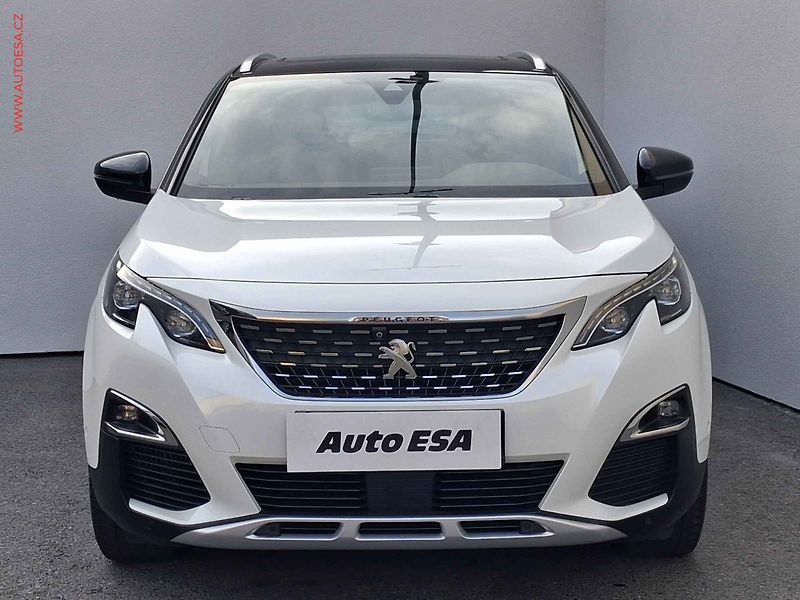 Peugeot 3008 (2020) 2.0 HDi, GT, AT, +ALU, panor - fotka 2 z 24