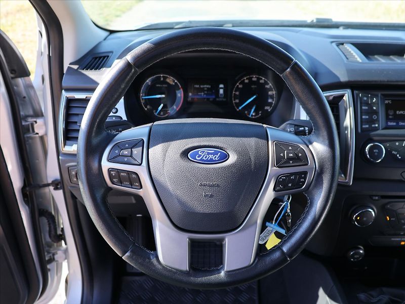 Ford Ranger 2,0 TDCi 125kW XLT CZ DPH - fotka 17 z 36