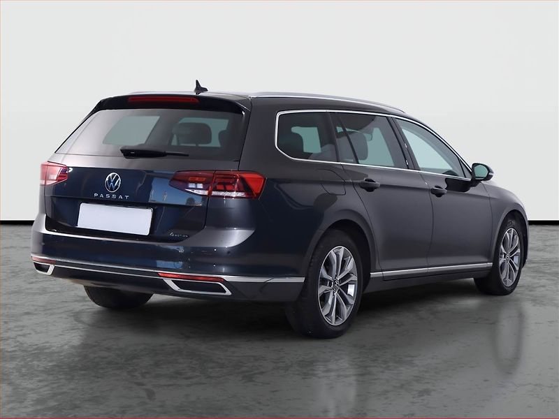 Volkswagen Passat (2021) 2.0 TDI - fotka 5 z 23