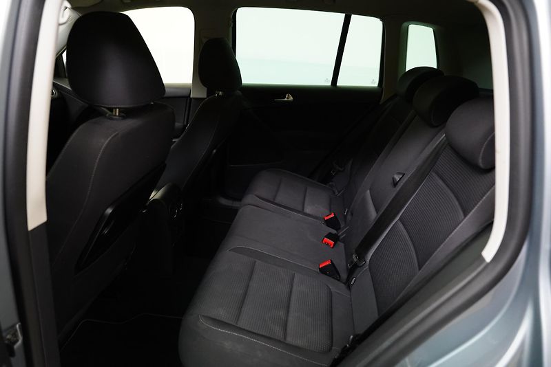 Volkswagen Tiguan - fotka 21 z 23