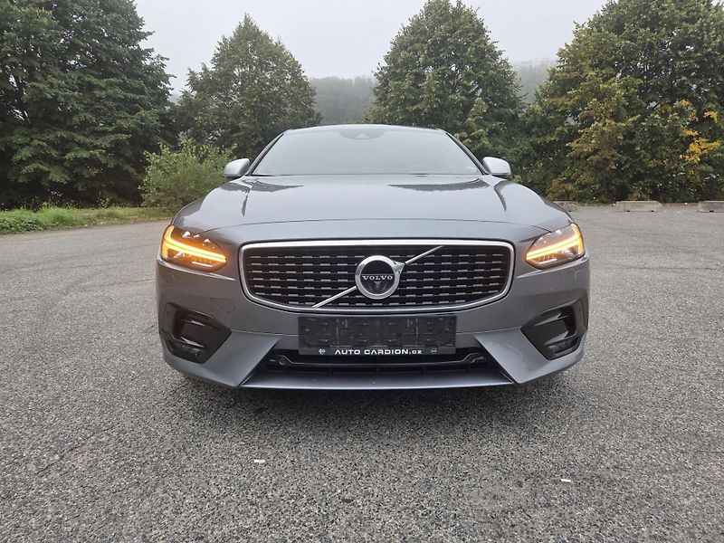 Volvo S90 (2019) - fotka 6 z 24