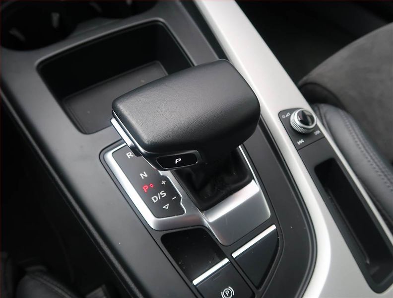 Peugeot 5008 (2018) 2.0 BlueHDi, Kůže, Navi - fotka 10 z 20