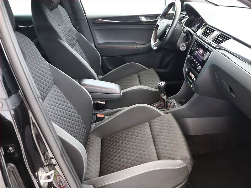 Škoda Rapid (2019) Monte Carlo 1.0 TSI, Bi-Xenony - fotka 7 z 17