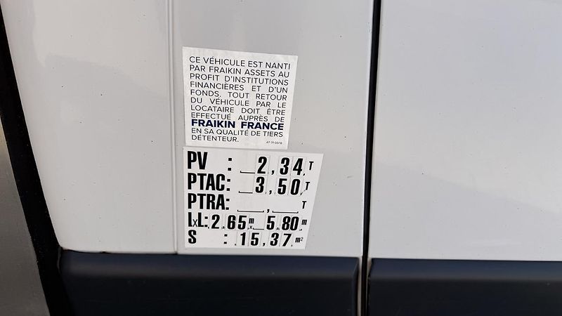 Fiat Ducato (2018) 2,3JTD, CHLADÁK ,VELICE PĚKNÝ - fotka 6 z 32
