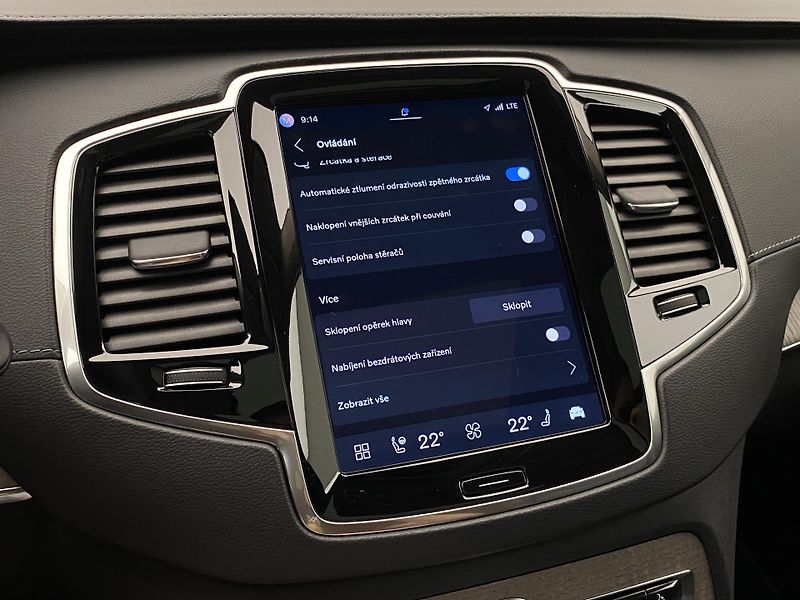 Volvo XC90 T8 AWD PLUG-IN ULTIMATE BRIGHT - fotka 53 z 72