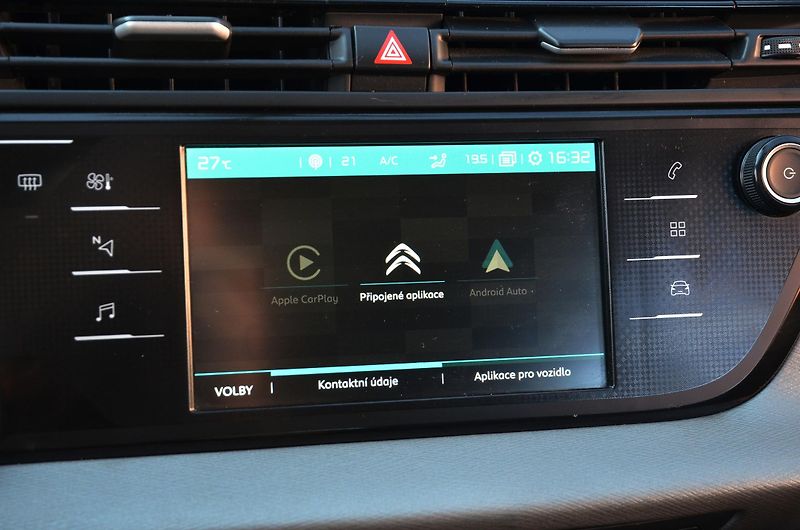 Citroën Grand C4 SpaceTourer (2020) 1.5 HDi 96kW AUTOMAT / 7 MÍST - fotka 33 z 37