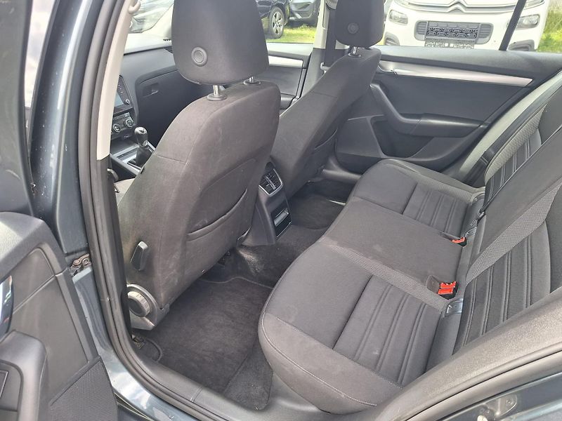 Škoda Octavia (2018) 1,6 TDi 85 Kw, navi z operáku  - fotka 10 z 17