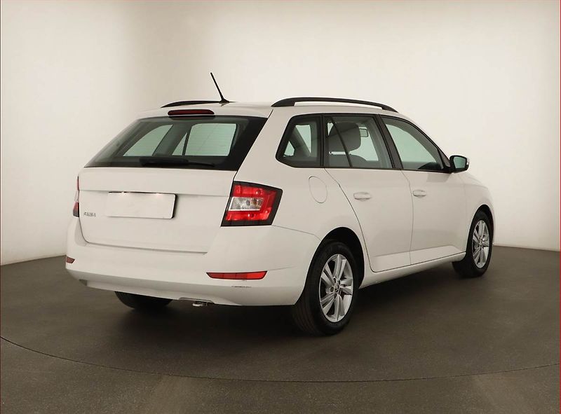 Škoda Fabia (2021) 1.0 TSI, ČR,1.maj - fotka 5 z 13