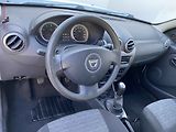 Dacia Duster (2012) 1.6i, 2.maj,ČR, AC, tažné - náhled 11