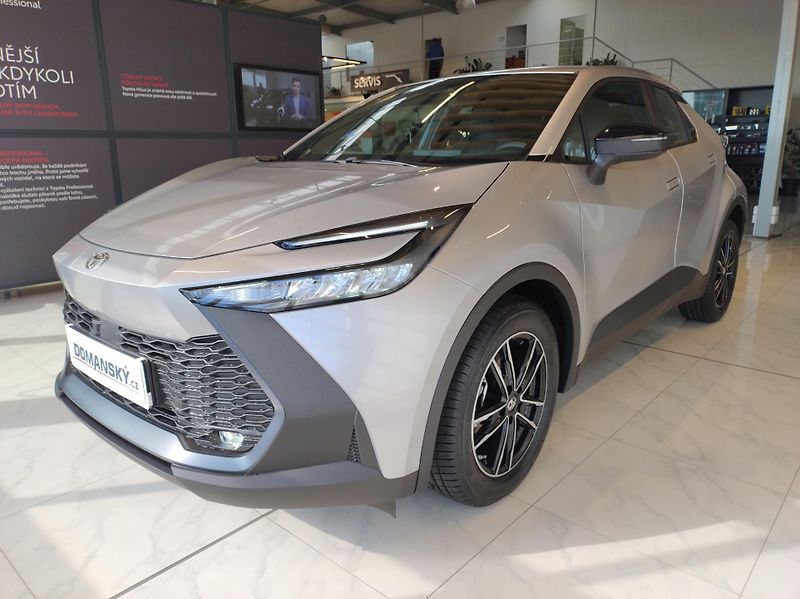 Toyota C-HR (2026) 1.8 FHEV COMFORT - 0% úrok - fotka 2 z 13