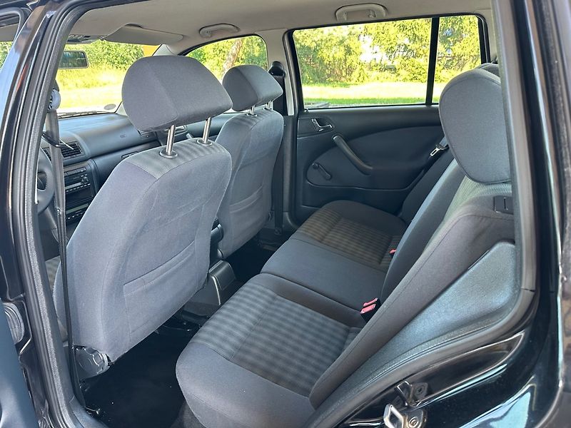 Škoda Octavia (2008) 1.9TDi GARANCE KM - fotka 11 z 12