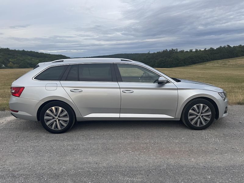 Škoda Superb (2021) 2.0TDI STYLE+ ACC NAVI LED ČR - fotka 6 z 27