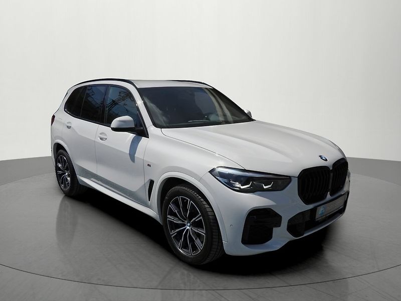 BMW X5 3.0d xDrive Mpaket 360° TZ ČR - fotka 6 z 35