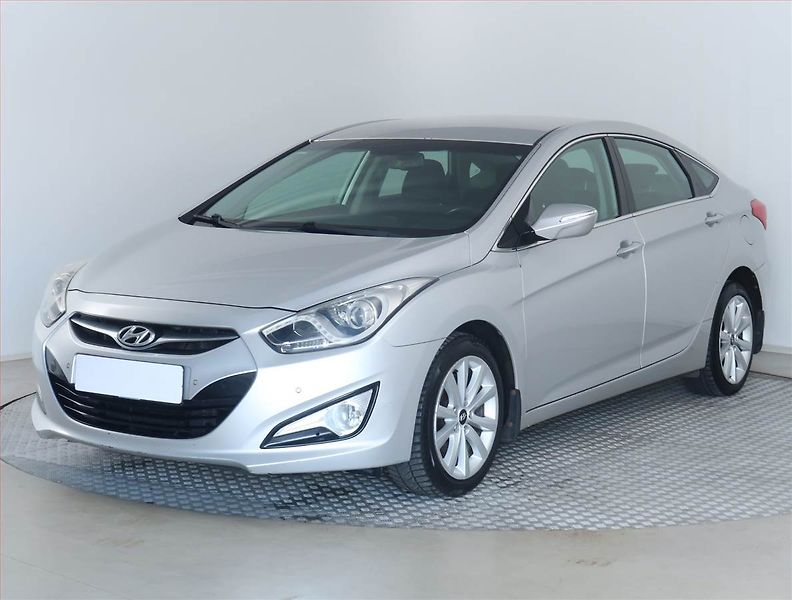 Hyundai i40 (2013) 1.7 CRDi, Tempomat - fotka 2 z 17