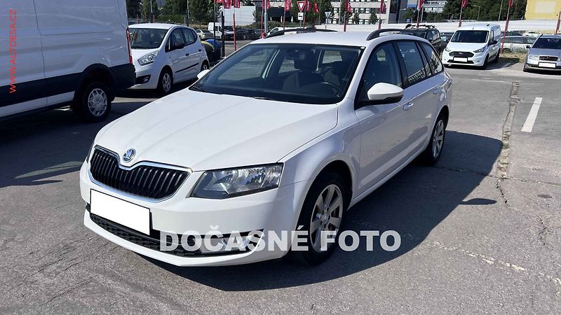 Škoda Octavia (2014) 1.6 TDi, ČR, servis.kniha - fotka 1 z 3