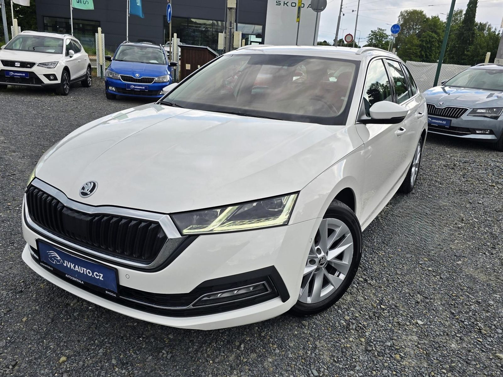 Škoda Octavia 2.0TDI DSG STYLE+ MATRIX TAŽNÉ