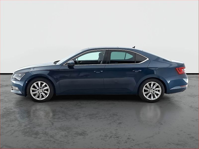 Škoda Superb (2016) Style Plus 2.0 TSI, Automat - fotka 3 z 20