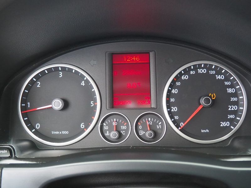 Volkswagen Tiguan (2008) 2.0 TDI, 125kW, 4Motion - fotka 22 z 31
