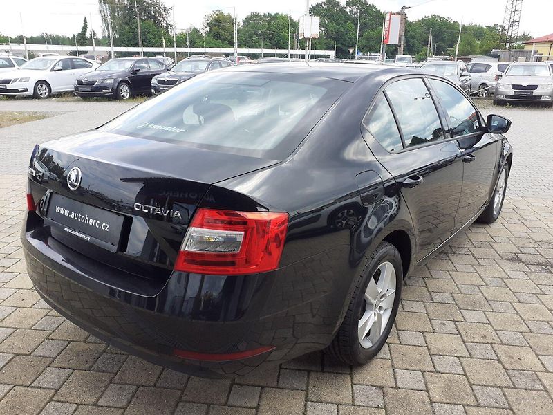 Škoda Octavia (2018) 1.4 TSi  110 Kw ČR - fotka 4 z 32