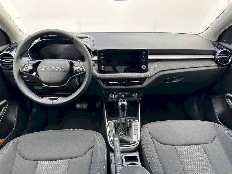 Škoda Fabia (2025) 1,0 TSI / 85 KW / DSG / Top Se - fotka 5 z 30